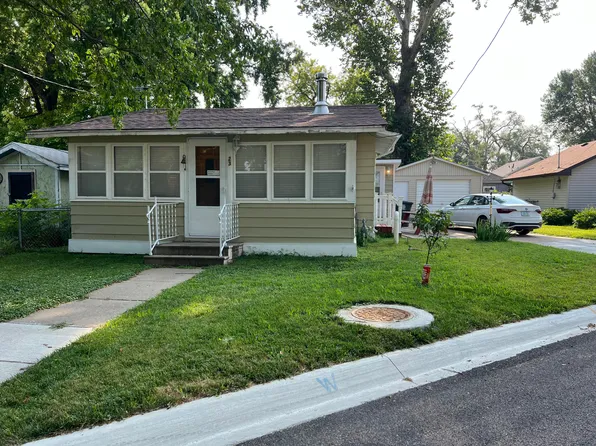 23 Pickard Ln, Council Bluffs, IA 51501
