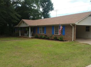 230 Rosecrest Rd, Spartanburg, SC 29303