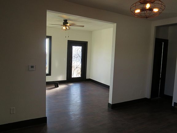 5th image of 128 Spruce St