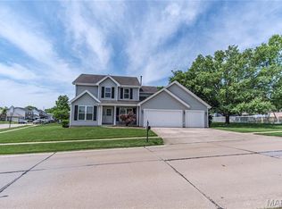 306 Summer Top Ln, Fenton, MO 63026