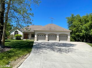 W6244 Candlestick Rd, Plymouth, WI 53073