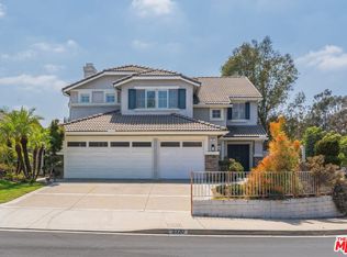 2320 Leggett Ln, Fullerton, CA 92833