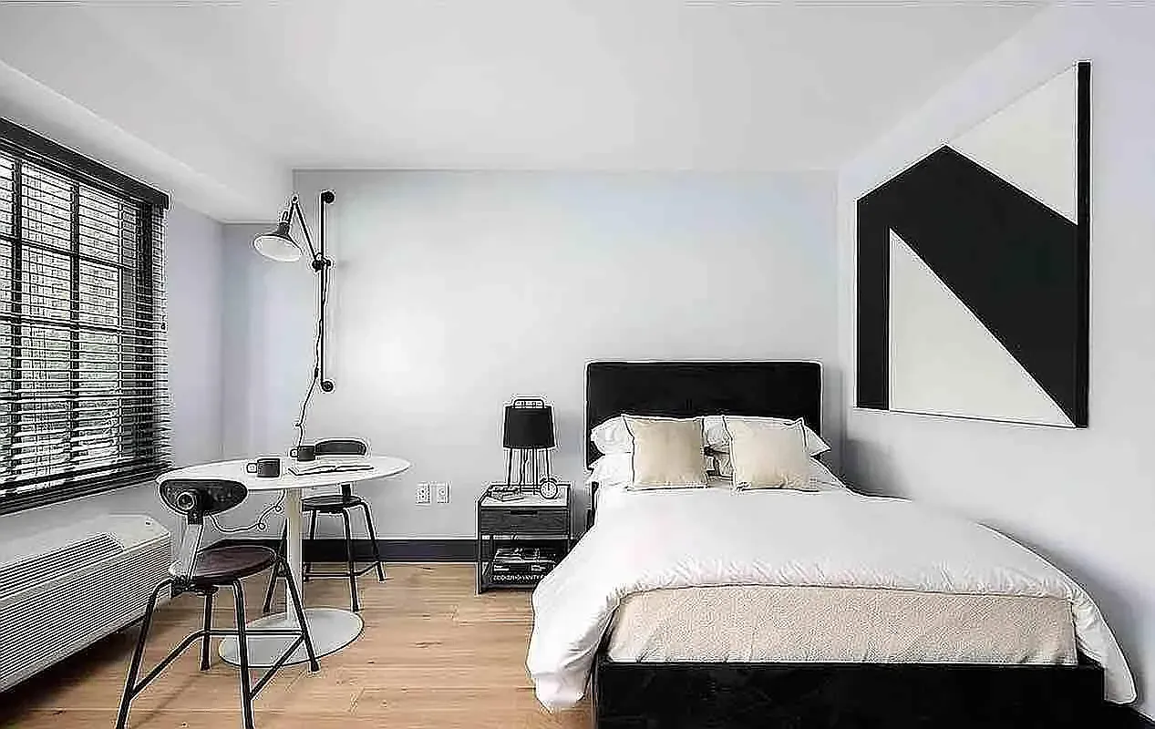 504 Myrtle Avenue — Photo 1