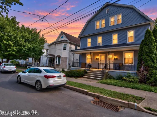 34 1/2 John St, Kingston, PA 18704