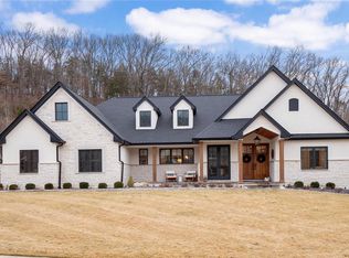 586 Deer Valley Ct, Saint Albans, MO 63073