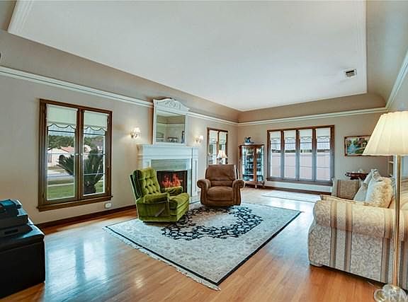 4th image of 277 Garfield Ave