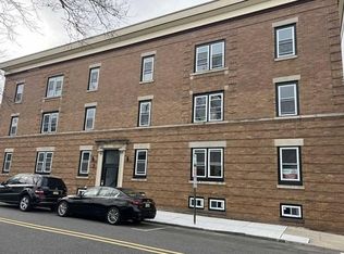 622 Warren St #4, Harrison, NJ 07029