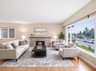 5679 Clinton St, Burnaby, BC V5J2M2