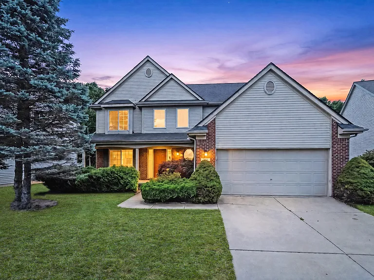 392 Sedgewood Ln — Photo 53