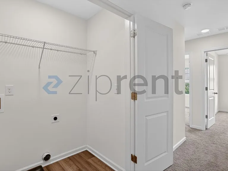 173 Swindon Dr — Photo 10