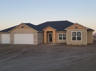 10203 Harper Mae Ct, Kennewick, WA 99338