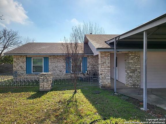 3rd image of 1206 Tideland St