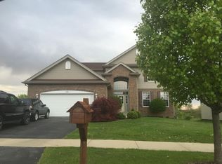 681 Bluebonnet Dr, Aurora, IL 60505