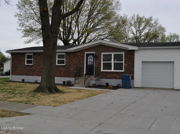 4806 Shasta Trl, Louisville, KY 40218