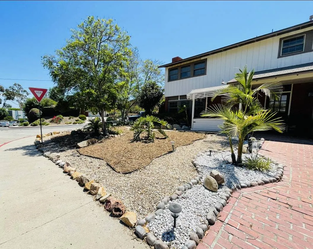 5 bed, 2885 sqft, $1,100 — Photo 4