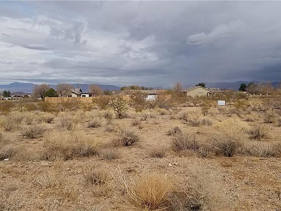 3rd image of 7609 E Old Mission Dr