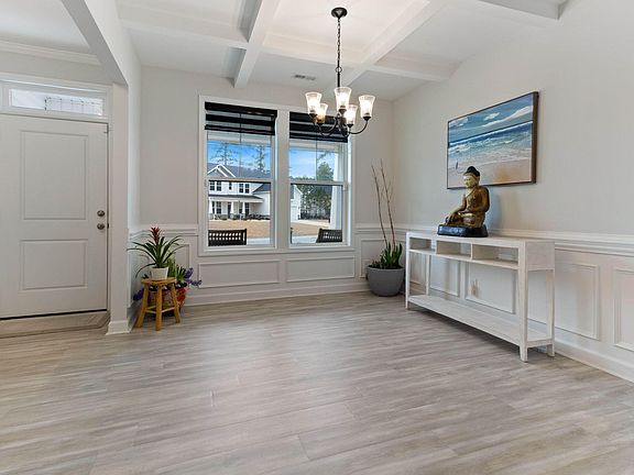 5th image of 365 Timber Skip Dr