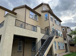 2827 Southshire Rd, Highlands Ranch, CO 80126