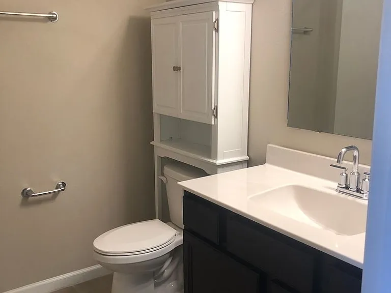 4115 Sumac Dr NW — Photo 16
