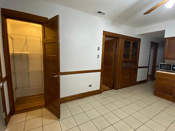 3rd image of 2412 S Avers Ave #1