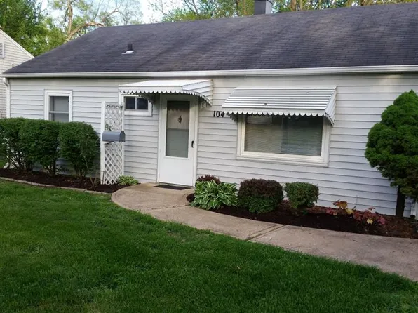 104 N Saint Jacques St, Florissant, MO 63031