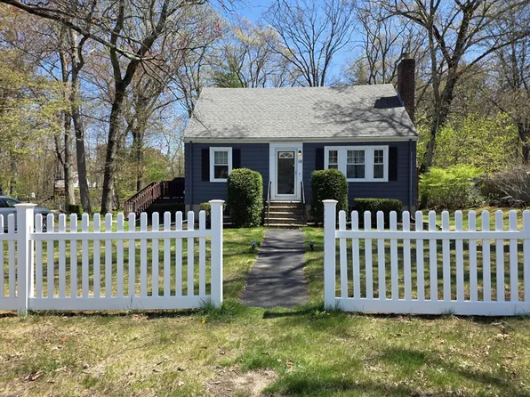 10 Marion St, Wilmington, MA 01887