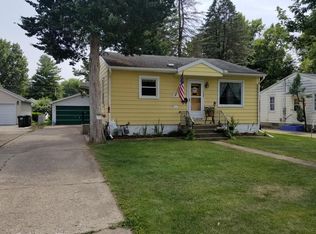 1507 E 16th St, Sterling, IL 61081