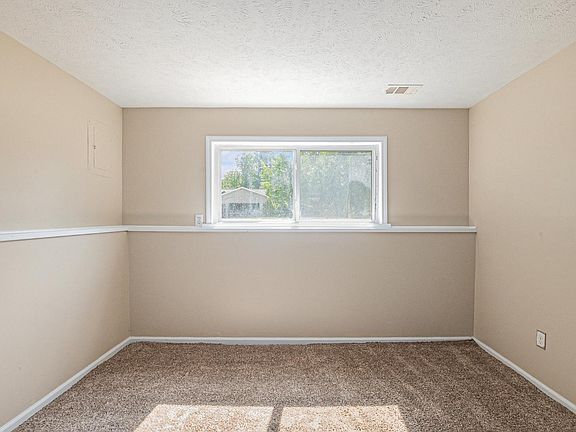 Unit Photo