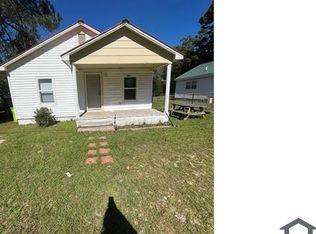 311 Wilson Ave, Spring Lake, NC 28390