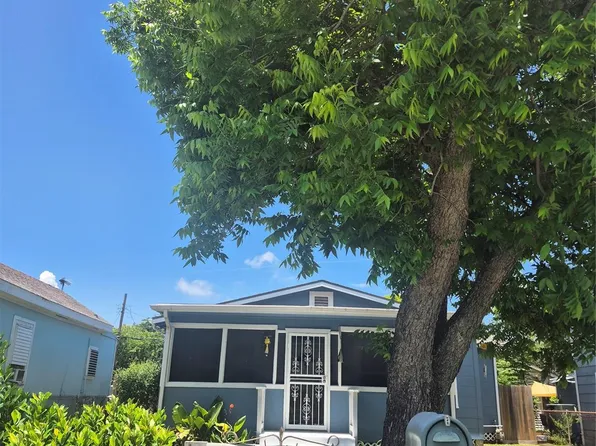 5120 Avenue S, Galveston, TX 77551