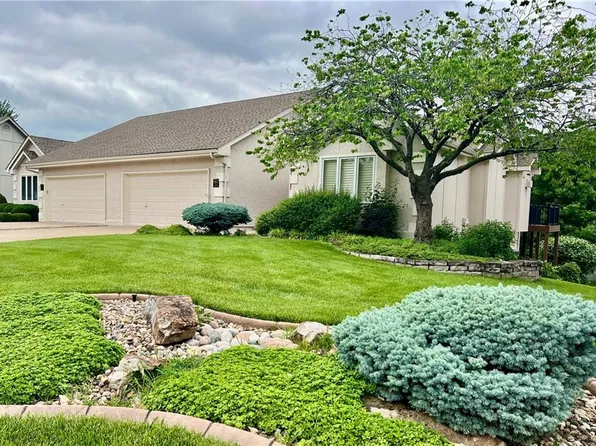 613 NW Alexa Ln, Lees Summit, MO 64081