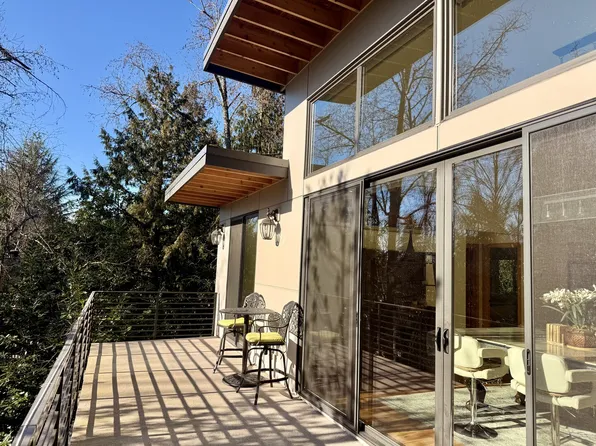 (undisclosed Address), Mercer Island, WA 98040