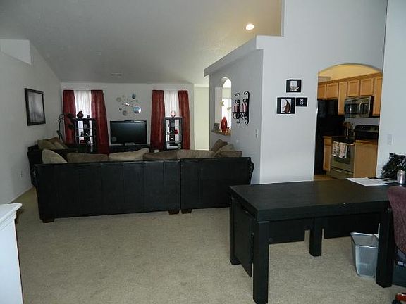 5th image of 5190 Chris St