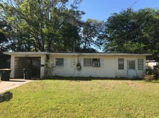 10446 Greenhaven Dr, Jacksonville, FL 32246