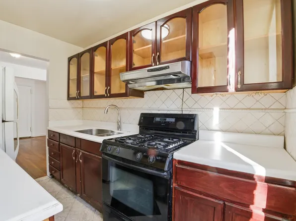 1470 Thieriot Avenue image 1 of 19