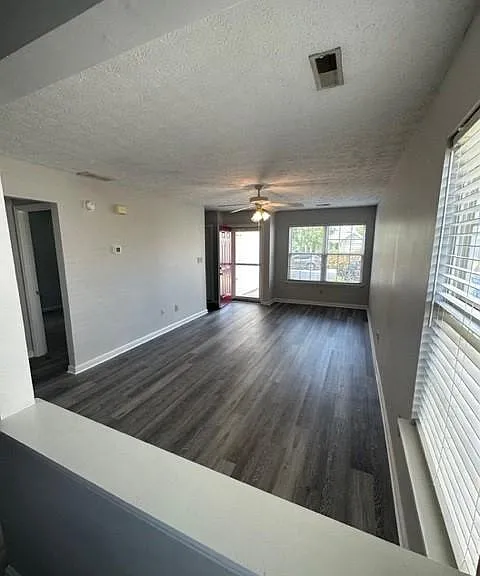 724 Pioneer Ln — Photo 14