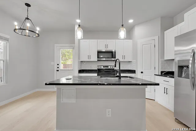 521 Dakota St #101 — Photo 5