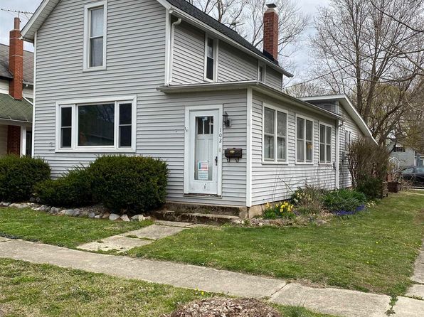 102 N Jefferson St, South Whitley, IN 46787
