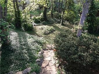 2nd image of 608 N Clayview Dr
