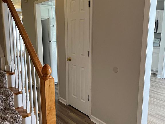2nd image of 4215 Williamsbrook Ln #B