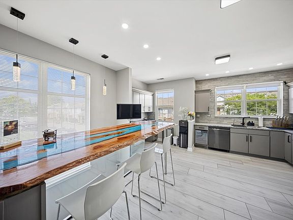 4th image of 9017 Concord Ln Unit I