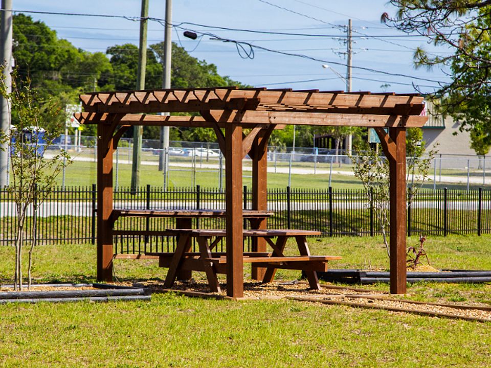 Alderman Park Apartments 1600 Lansdowne Dr Jacksonville FL Zillow