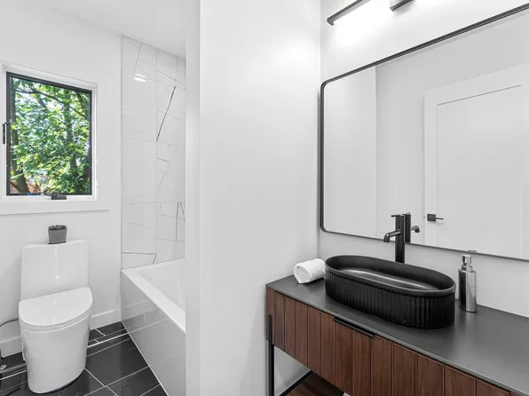 230 Grant Avenue image 22 of 45