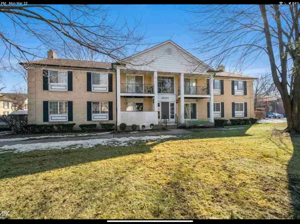 29181 Hayes Rd APT 8, Warren, MI 48088