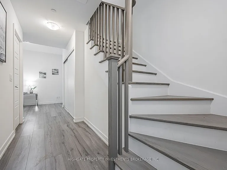 266 Finch Ave E #13 — Photo 23