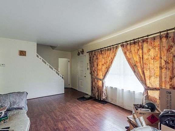 4th image of 902 173rd St