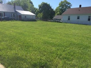 814 N Lafayette St, Greenville, MI 48838