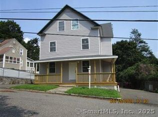 23 Dunn Ave, Naugatuck, CT 06770