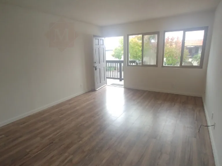 312 Ellwood Beach Dr #15 — Photo 7