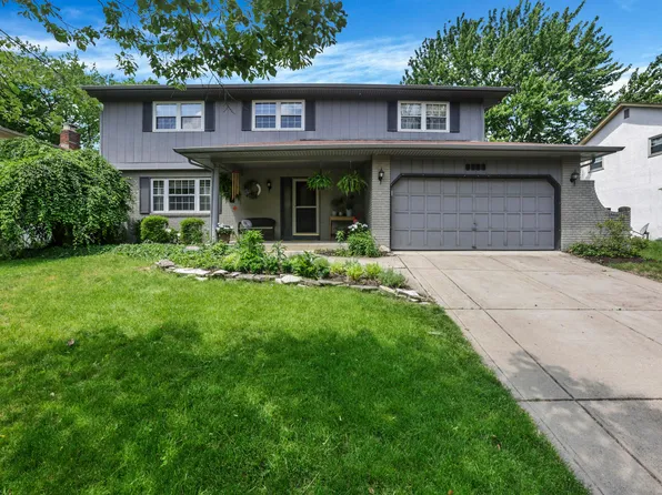 5765 Shadowbrook Dr, Columbus, OH 43235